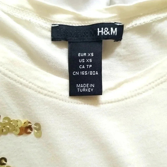 H&M Printed/Sequin Top - XS - Picture 7 of 7
